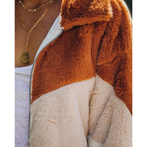 SIBLEY POCKETED FAUX FUR CHEVRON JACKET - Picture 3 of 9